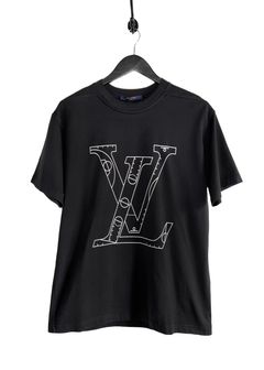 Louis Vuitton x NBA Letters Crewneck Sweater size XXL! Brand New/Never  Worn!
