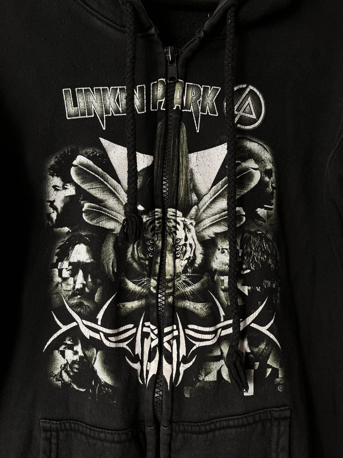 Band Tees Linkin Park Big Print Vintage Hoodie Size US M / EU 48-50 / 2 - 3 Thumbnail