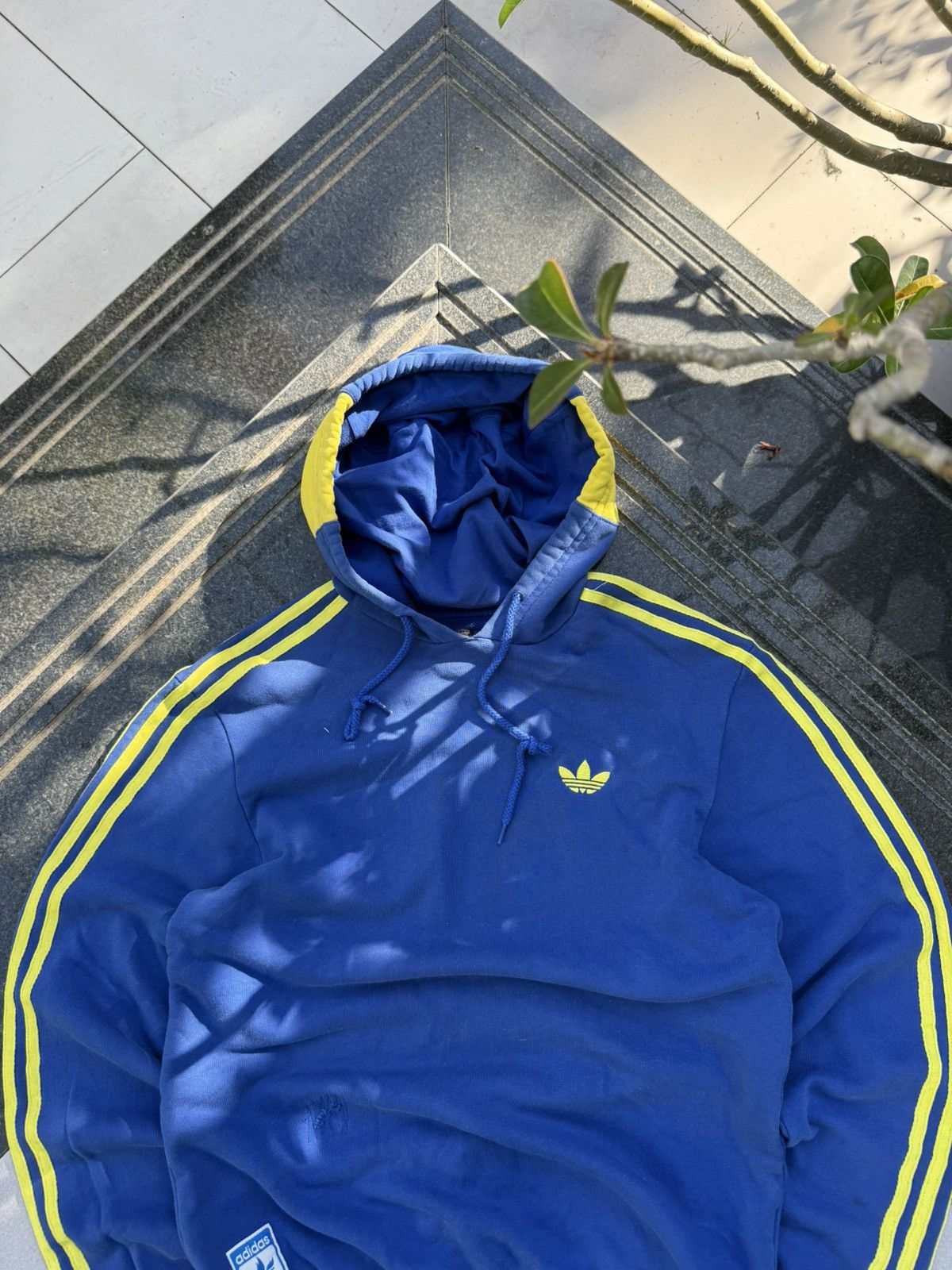 Adidas 90’s ADIDAS BRAZIL RARE MULTI LOGO RETRO VINTAGE HOODIE Size US M / EU 48-50 / 2 - 7 Thumbnail