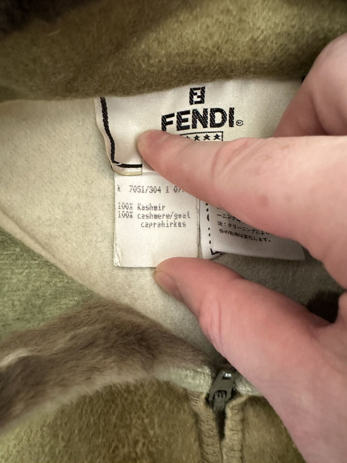 Fendi Archive Fendi Fall 1998 Cashmere Fur Bomber Jacket Lagerfeld Size XS / US 0-2 / IT 36-38 - 4 Thumbnail