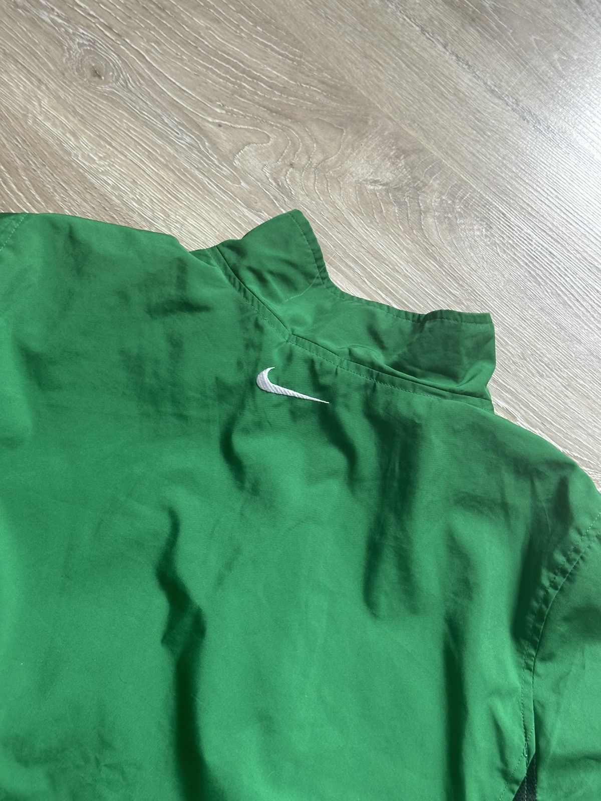 Nike Nike jacket 9/10 L Size US L / EU 52-54 / 3 - 7 Thumbnail