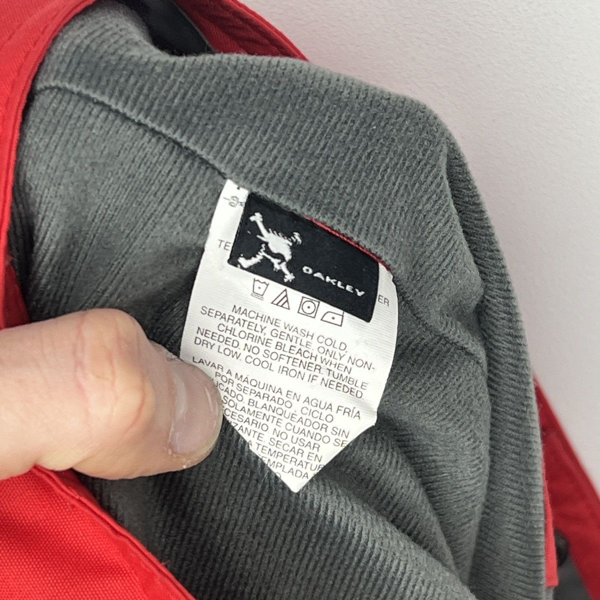 Oakley Oakley Snow Pants Vintage Outdoor Gorcope Streetwear Red Size US 36 / EU 52 - 12 Thumbnail