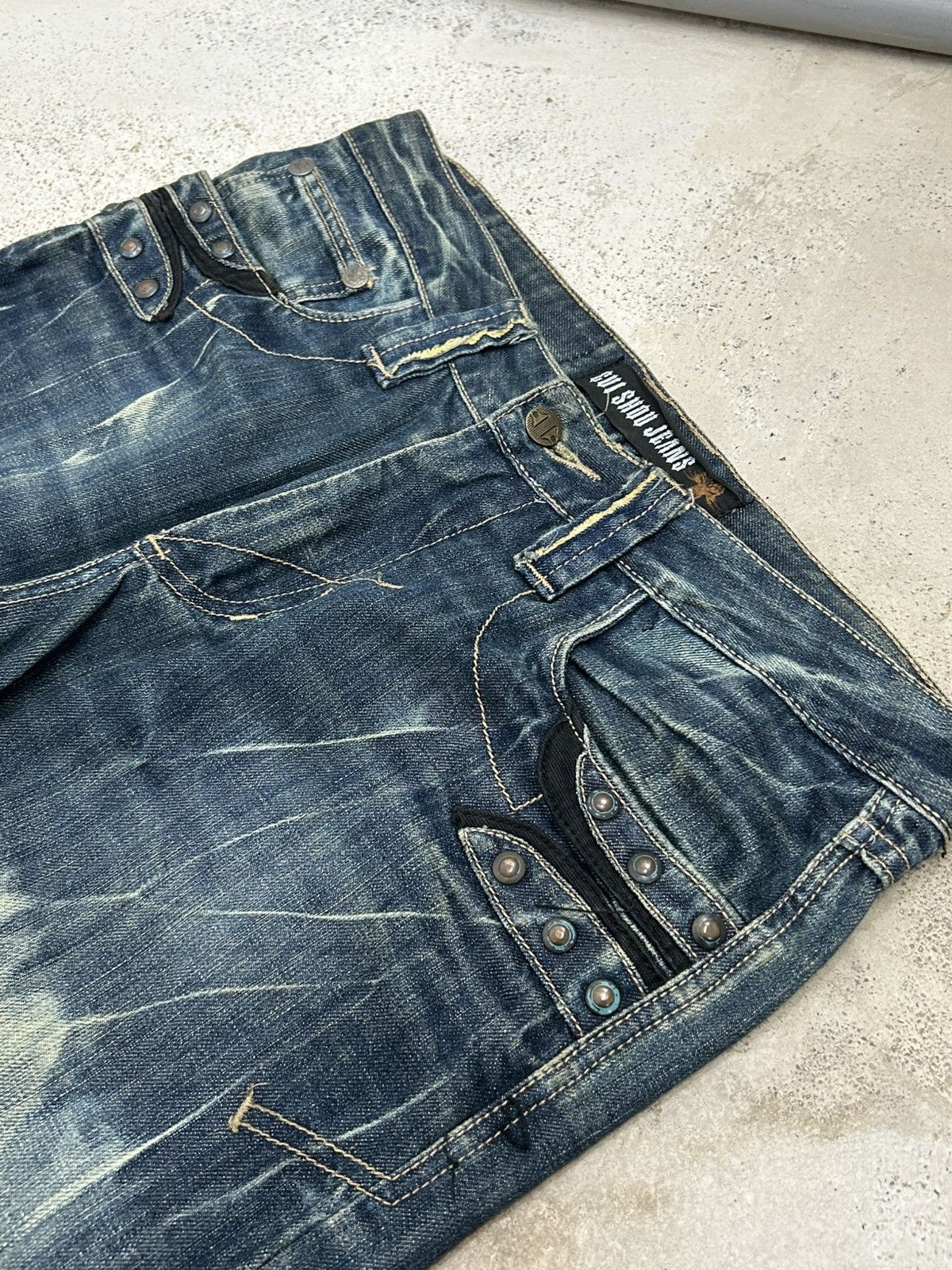 Le Grande Bleu (L.G.B.) Y2k Gui Show Jeans Straight Leg Embellishment Distressed Size US 34 / EU 50 - 7 Thumbnail