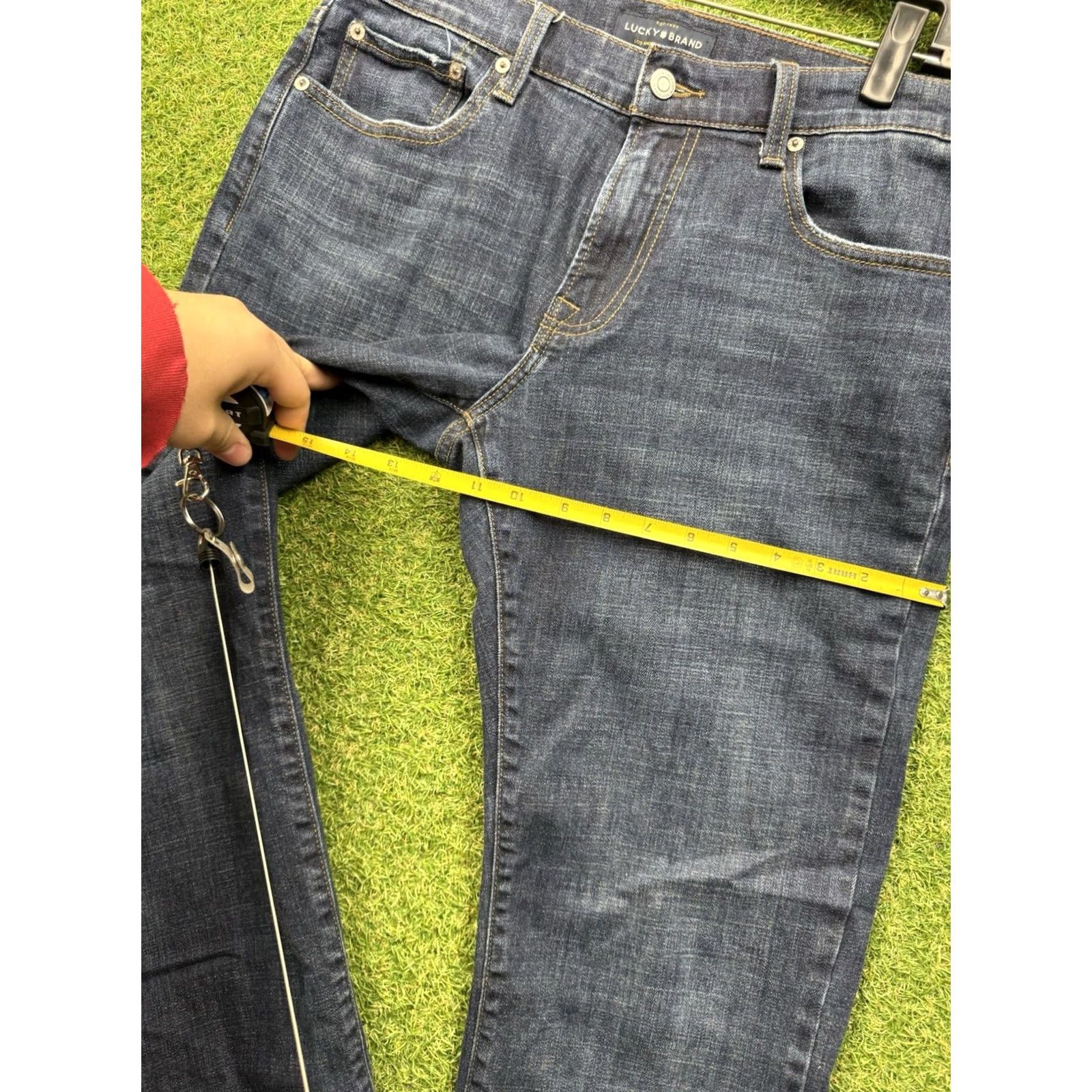 Lucky Brand Lucky Brand Jeans Mens 32X30 221 Original Straight USA Made Dark Blue Denim Slimming Pocket 5-Pocket Regular Fit Color Blue Mens Jeans Size US 32 / EU 48 - 7 Thumbnail