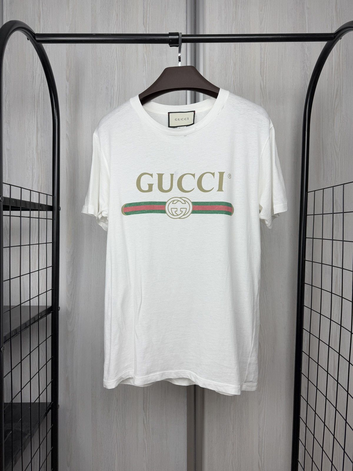 Gucci Gucci White Logo Flower Embroidered Distressed Oversized Tee Size XS / US 0-2 / IT 36-38 - 1 Thumbnail