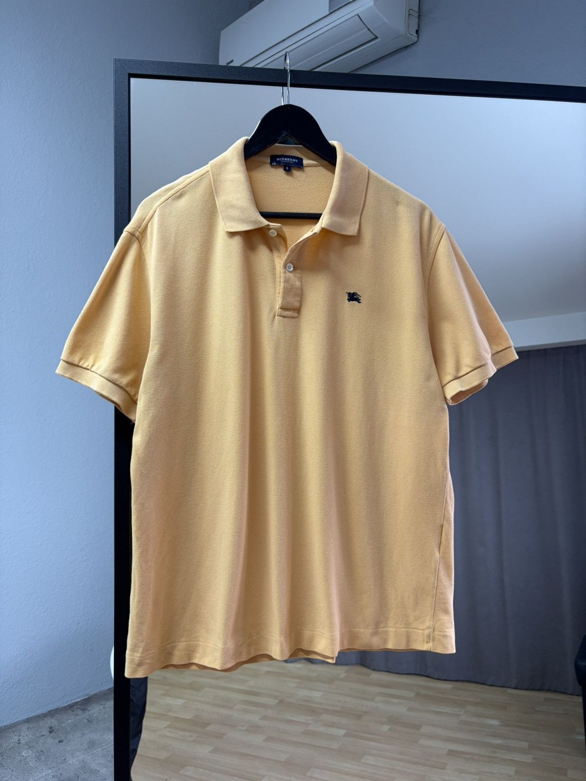 Burberry Vintage Burberry Polo Shirt Nova Check Detail Archive Luxury Size US XL / EU 56 / 4 - 1 Thumbnail