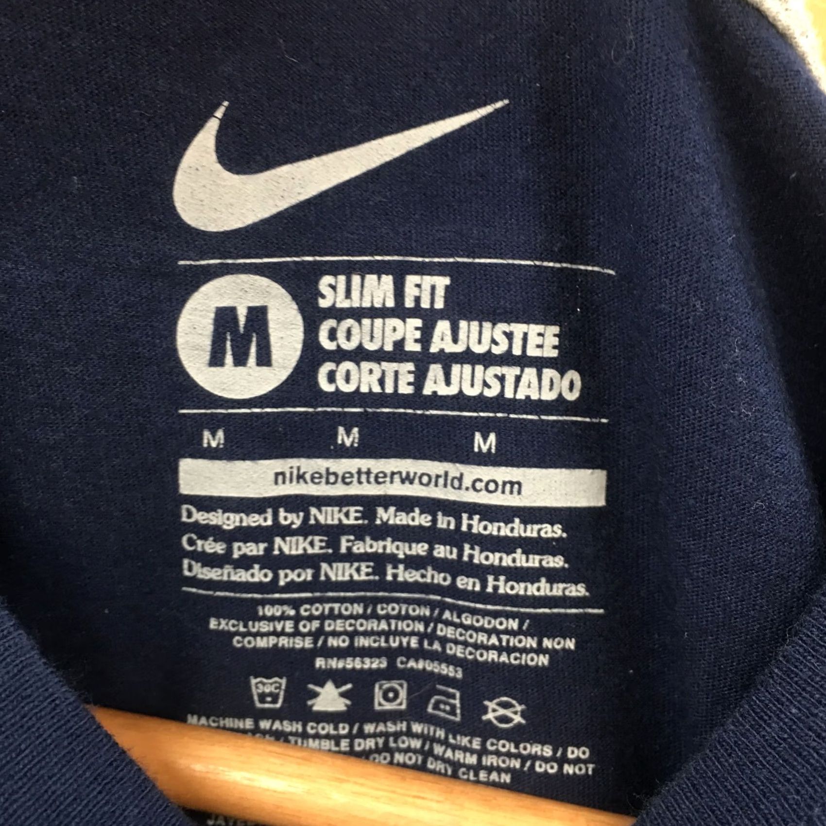 Nike Nike Better Today Best Tomorrow Graphic T-Shirt Womens M Blue Slim Short Sleeve Size M / US 6-8 / IT 42-44 - 6 Thumbnail