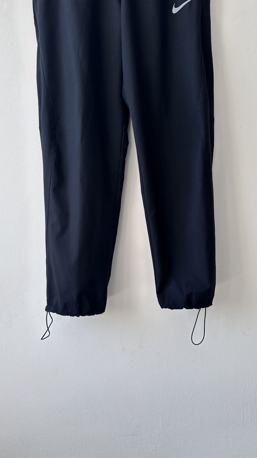 Nike Nike Cargo Style Windpants Drawstring Ankle Hem Warm Up Pant Size US 32 / EU 48 - 5 Thumbnail