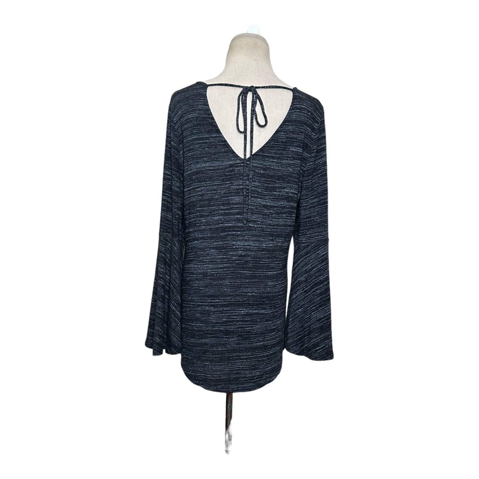 Loft Loft marbled black v neck flare sleeves open back top size M Size M / US 6-8 / IT 42-44 - 9 Thumbnail