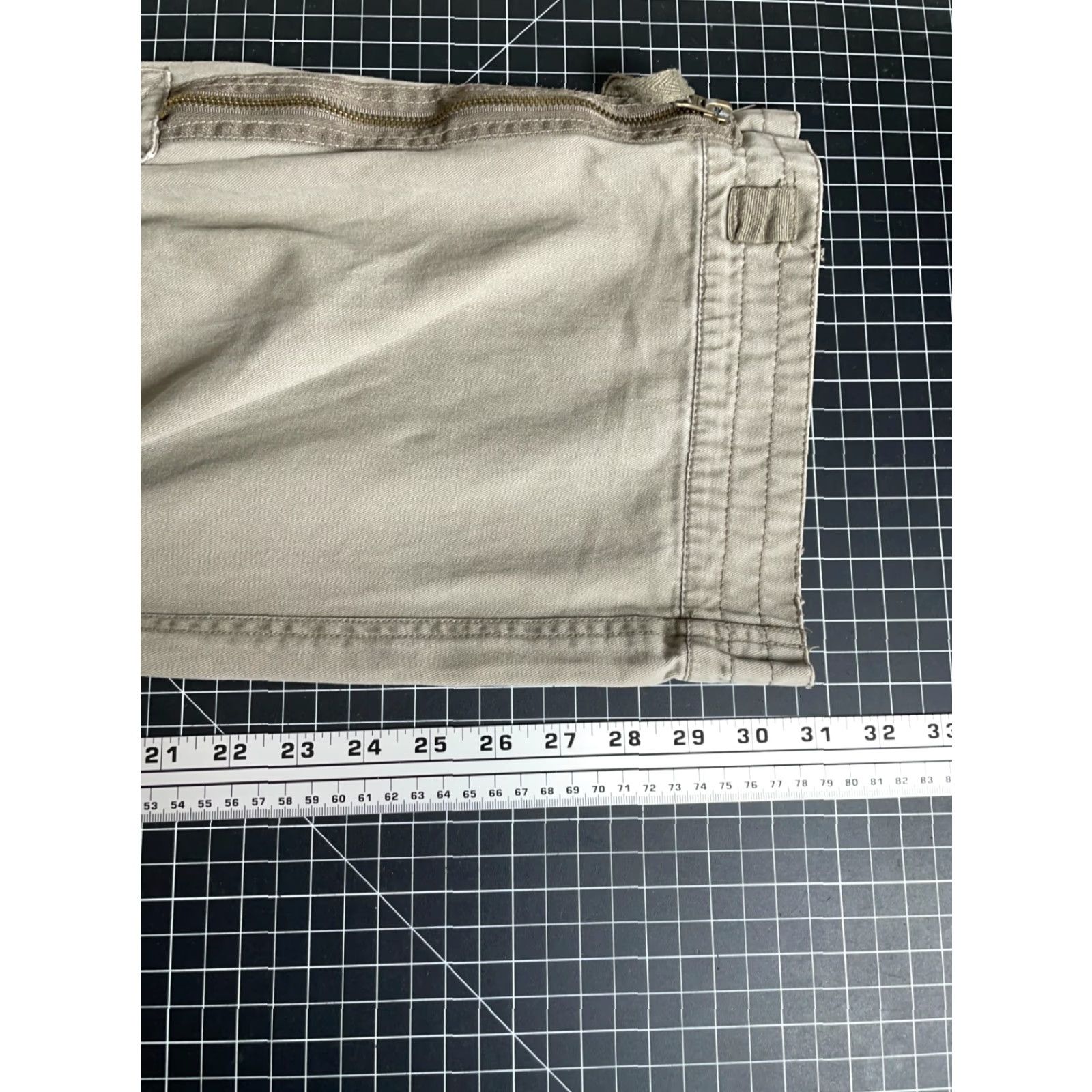 Vintage VINTAGE American Era Paratrooper Cargo Pants Mens 34 Green Tactical Drawstring Zip Leg Cargo Pants Size US 36 / EU 52 - 6 Thumbnail