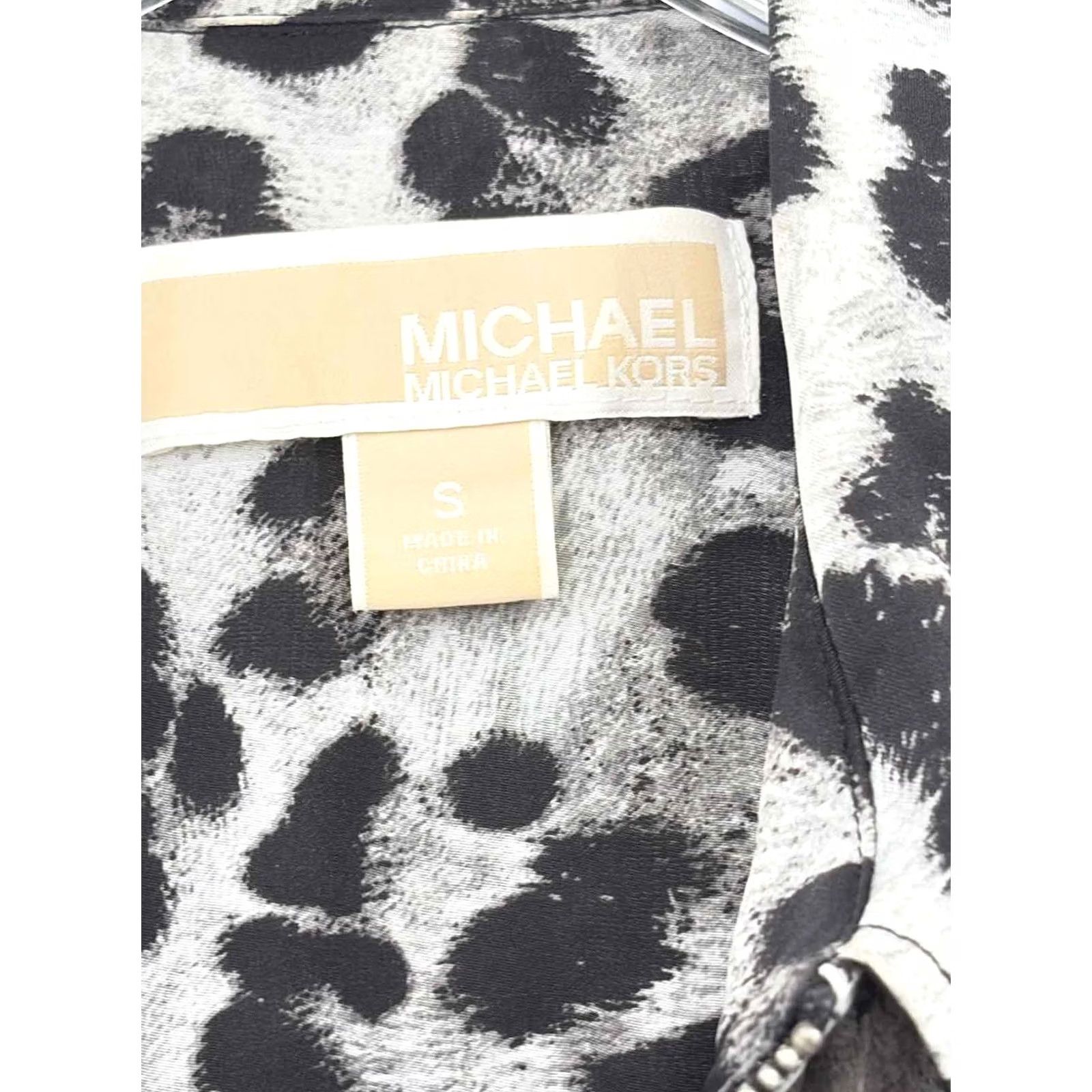 Michael Kors Pre-Owned Michael Kors Black Size Small Blouse Size S / US 4 / IT 40 - 3 Thumbnail