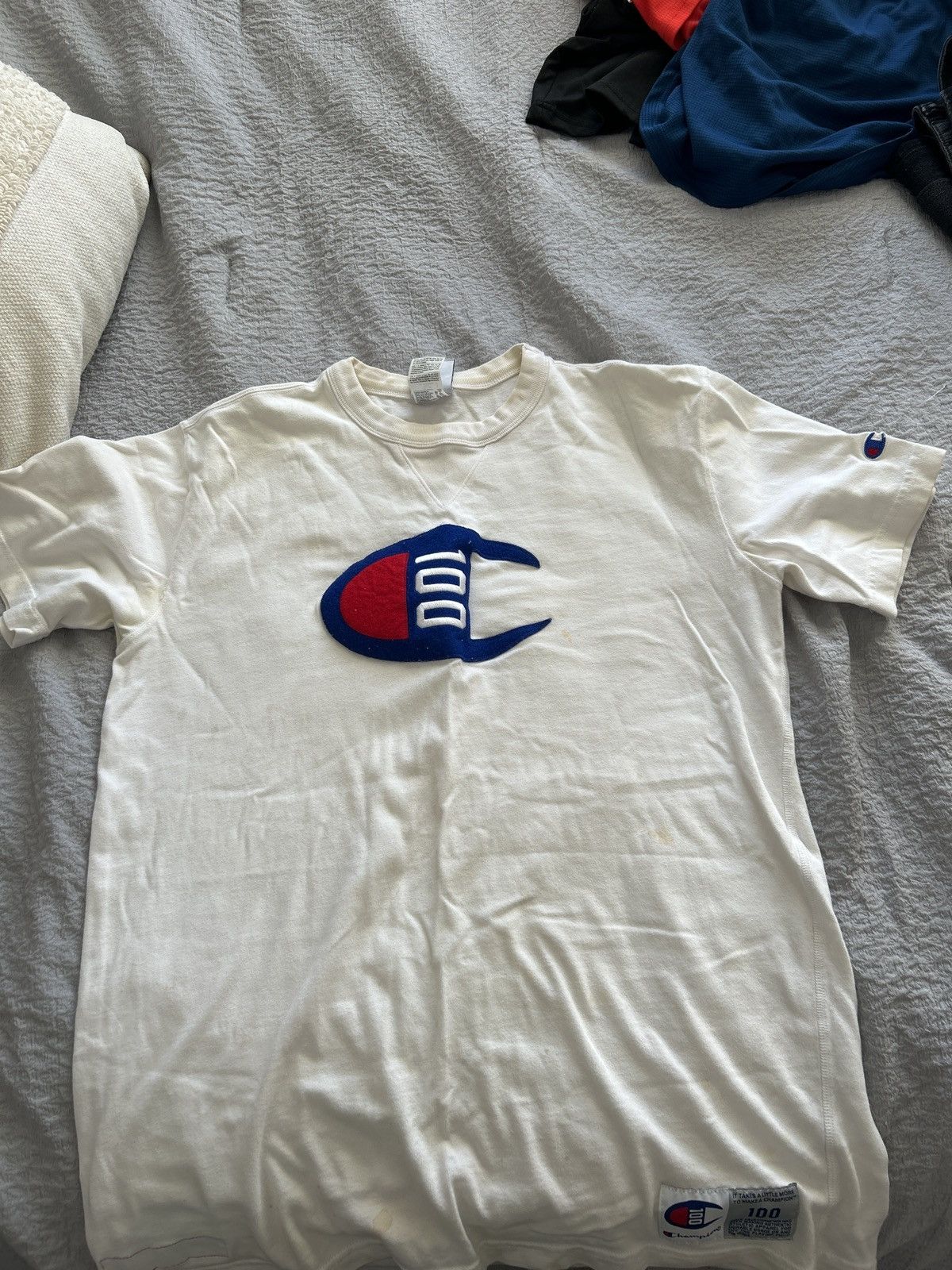 Champion White 100th anniversary Champion tee Size US L / EU 52-54 / 3 - 1 Thumbnail