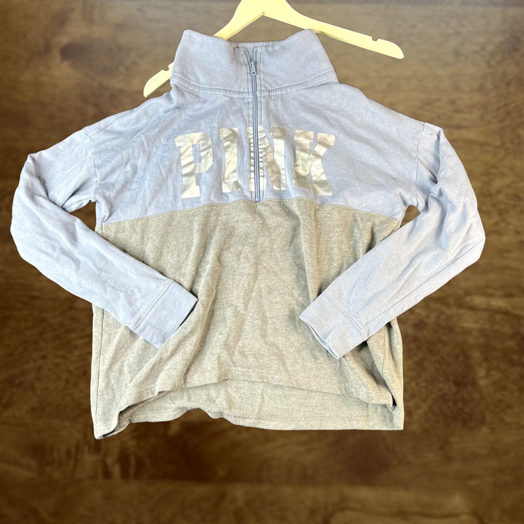 Pinko Victoria's Secret PINK Sweatshirt Womens Small Gray Tan Logo Quarter Zip Camo Size S / US 4 / IT 40 - 1 Thumbnail