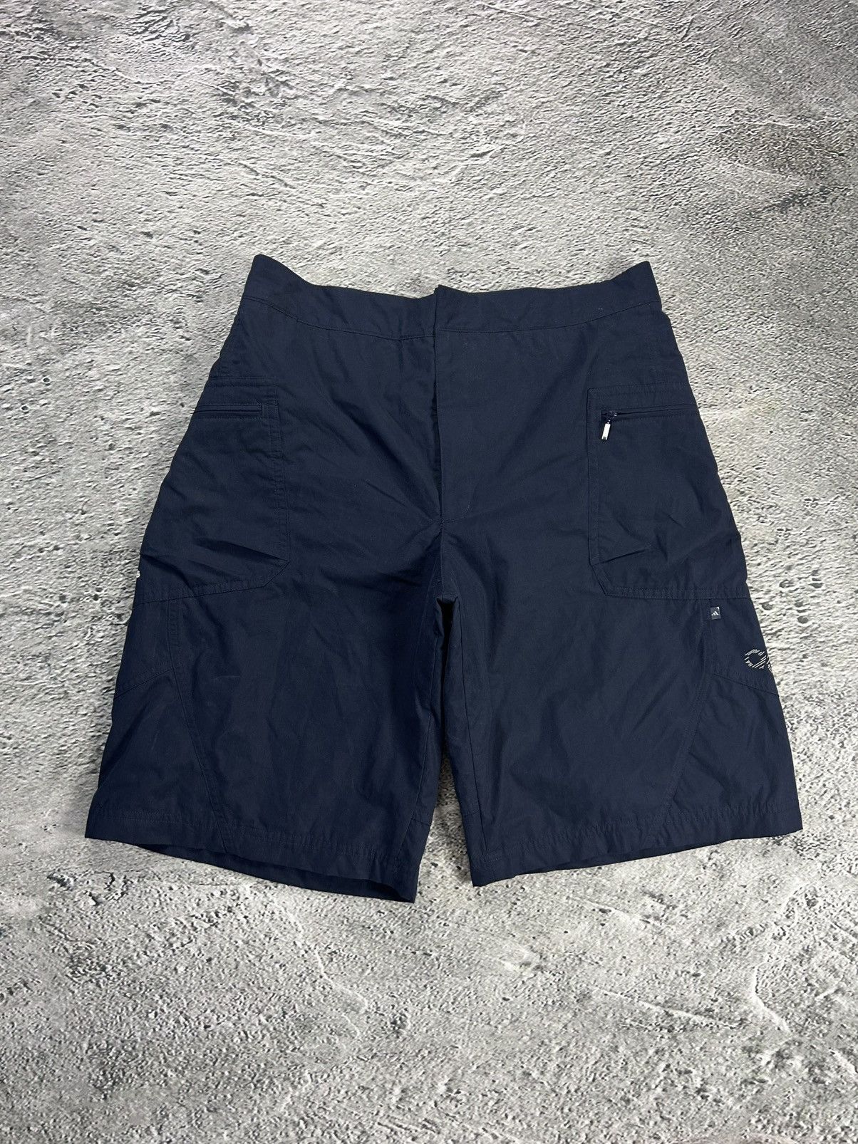 Adidas Adidas shorts navy blue cargo nylon pants Y2K Size US 30 / EU 46 - 1 Thumbnail