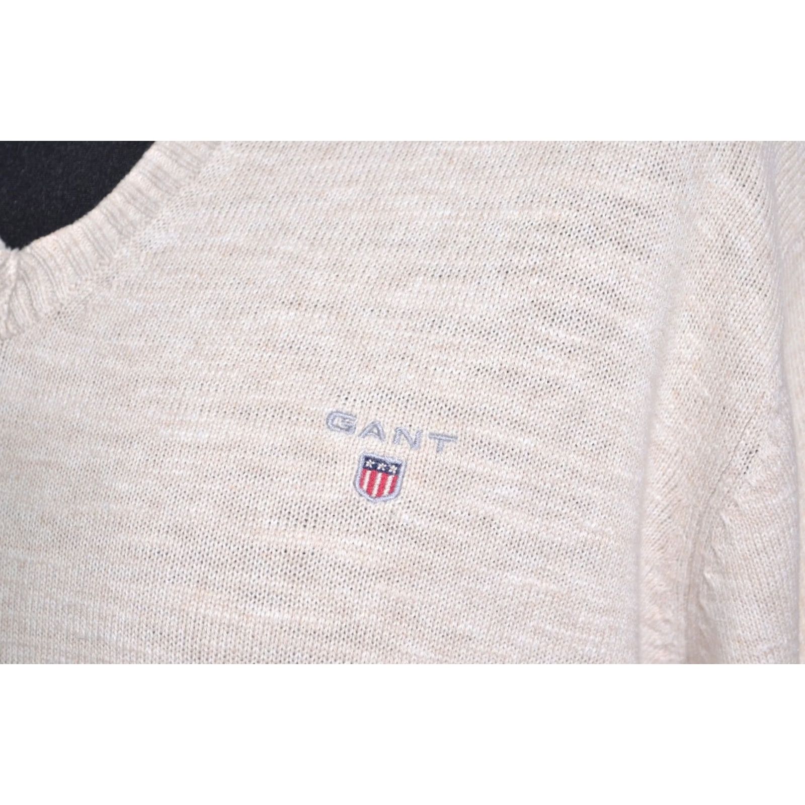 Gant GANT Men’s Jumper Pullover Sweater V-Neck Vintage Cotton Beige L Men’s V-Neck Jumper Pullover Beige Vintage Cotton L Size US L / EU 52-54 / 3 - 4 Thumbnail