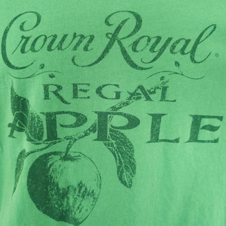 Apple Crown Royal Regal Apple Whisky T Shirt Mens Large Green Liquor Promo Tee Size US L / EU 52-54 / 3 - 3 Thumbnail