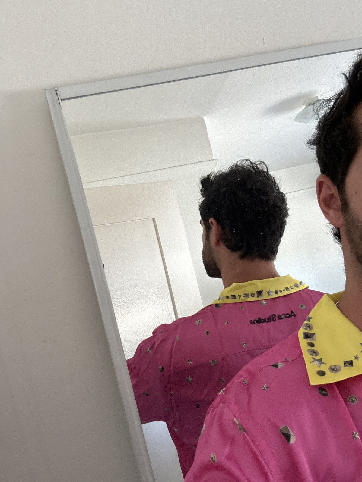 Acne Studios Printed Button Up Shirt in Fuschia Pink Size US M / EU 48-50 / 2 - 5 Thumbnail