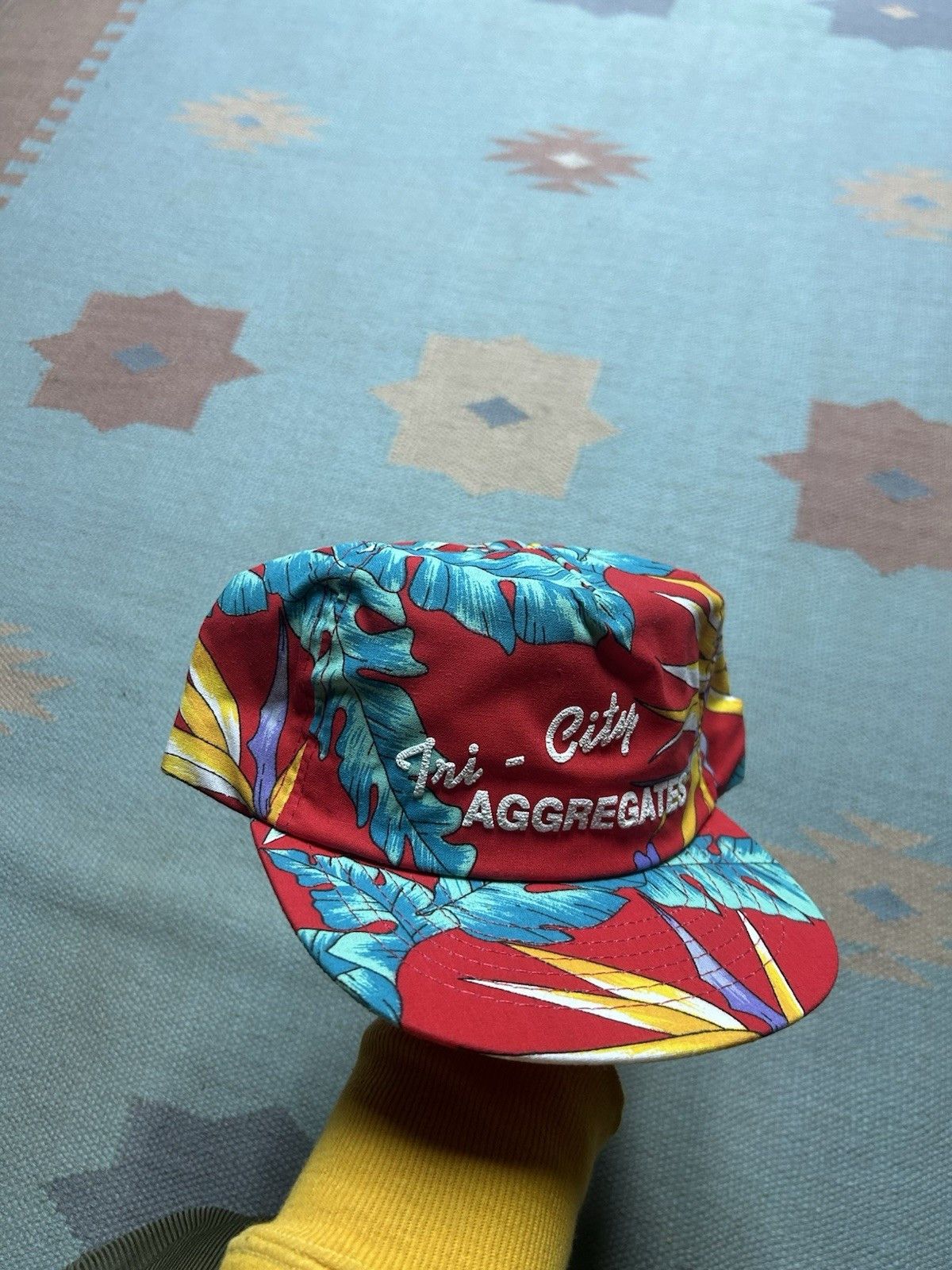 Vintage Vintage SnapBack hat Hawaiian floral Tri City Aggregates USA Size ONE SIZE - 1 Thumbnail