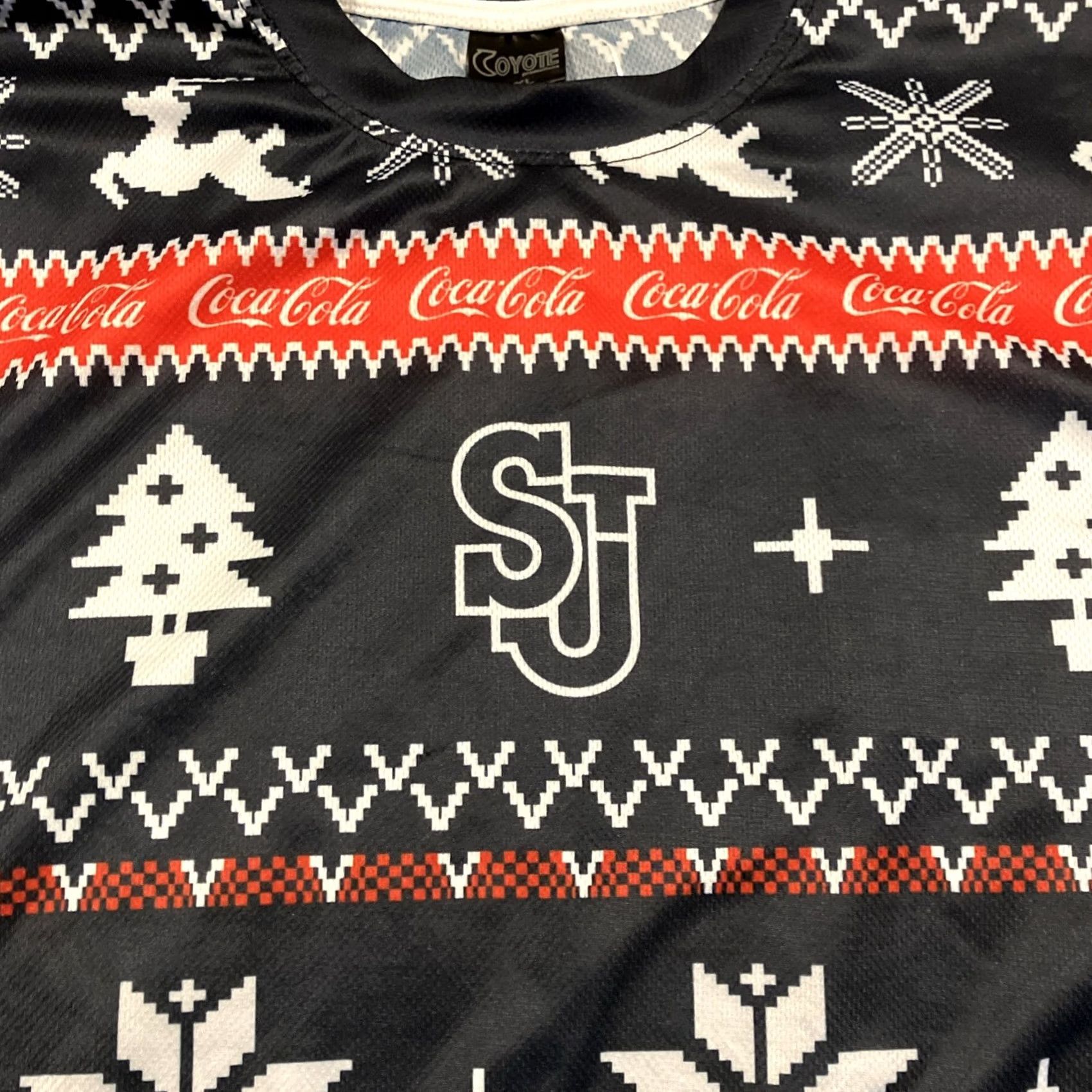 Vintage ST. JOHN'S UNIVERSITY Coca Cola Ugly Christmas Sweater Pullover XL Men Size US XL / EU 56 / 4 - 2 Thumbnail