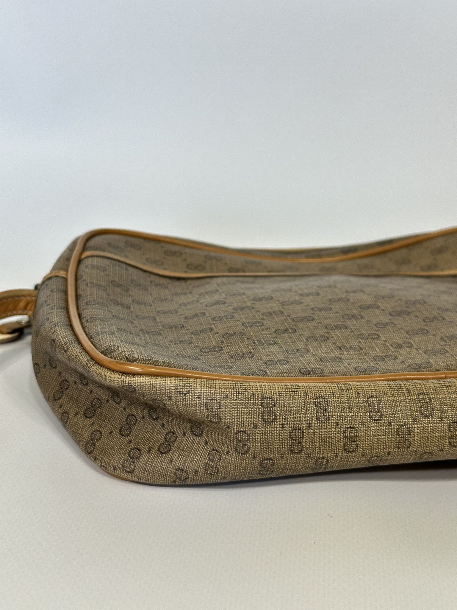 Gucci Gucci Clutch Bag Pouch Vintage GG Monogram Beige Size ONE SIZE - 7 Thumbnail