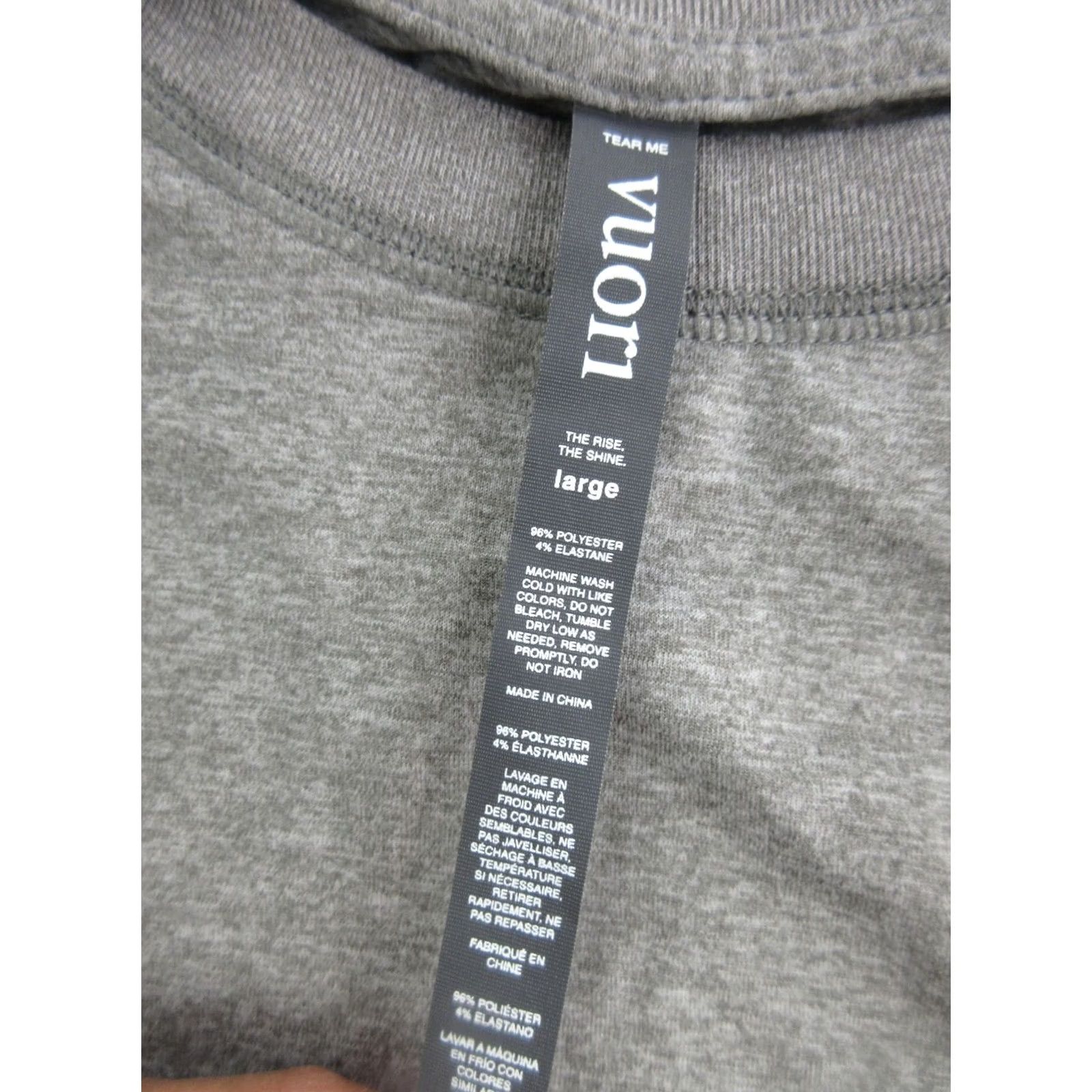 Vuori Vuori Shirt Womens L Gray Short Sleeve Crewneck Crop Basic Construction Logo Size L / US 10 / IT 46 - 4 Thumbnail