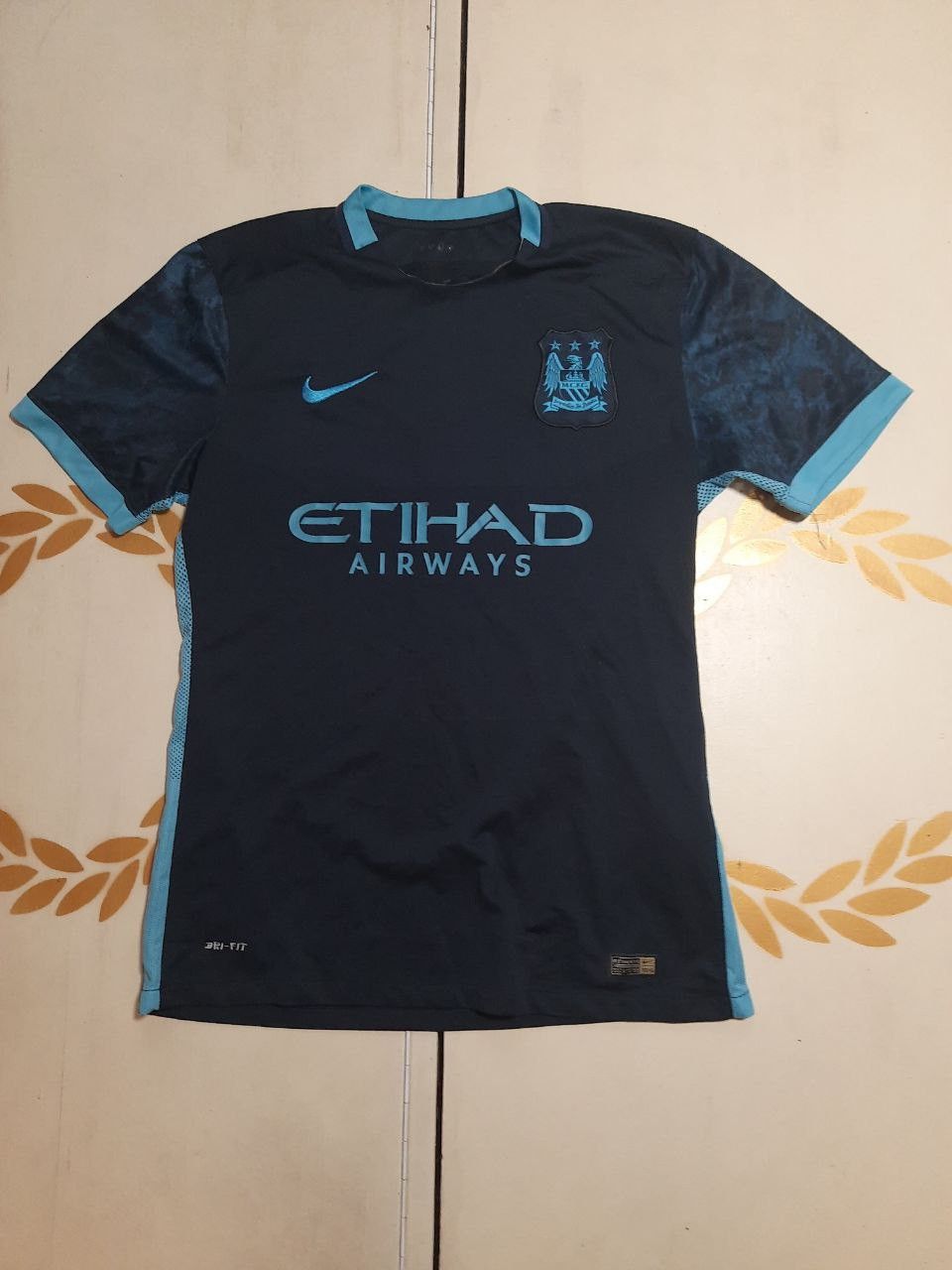 Nike Nike Manchester City Away Jersey 2015-2016 Size US L / EU 52-54 / 3 - 2 Thumbnail