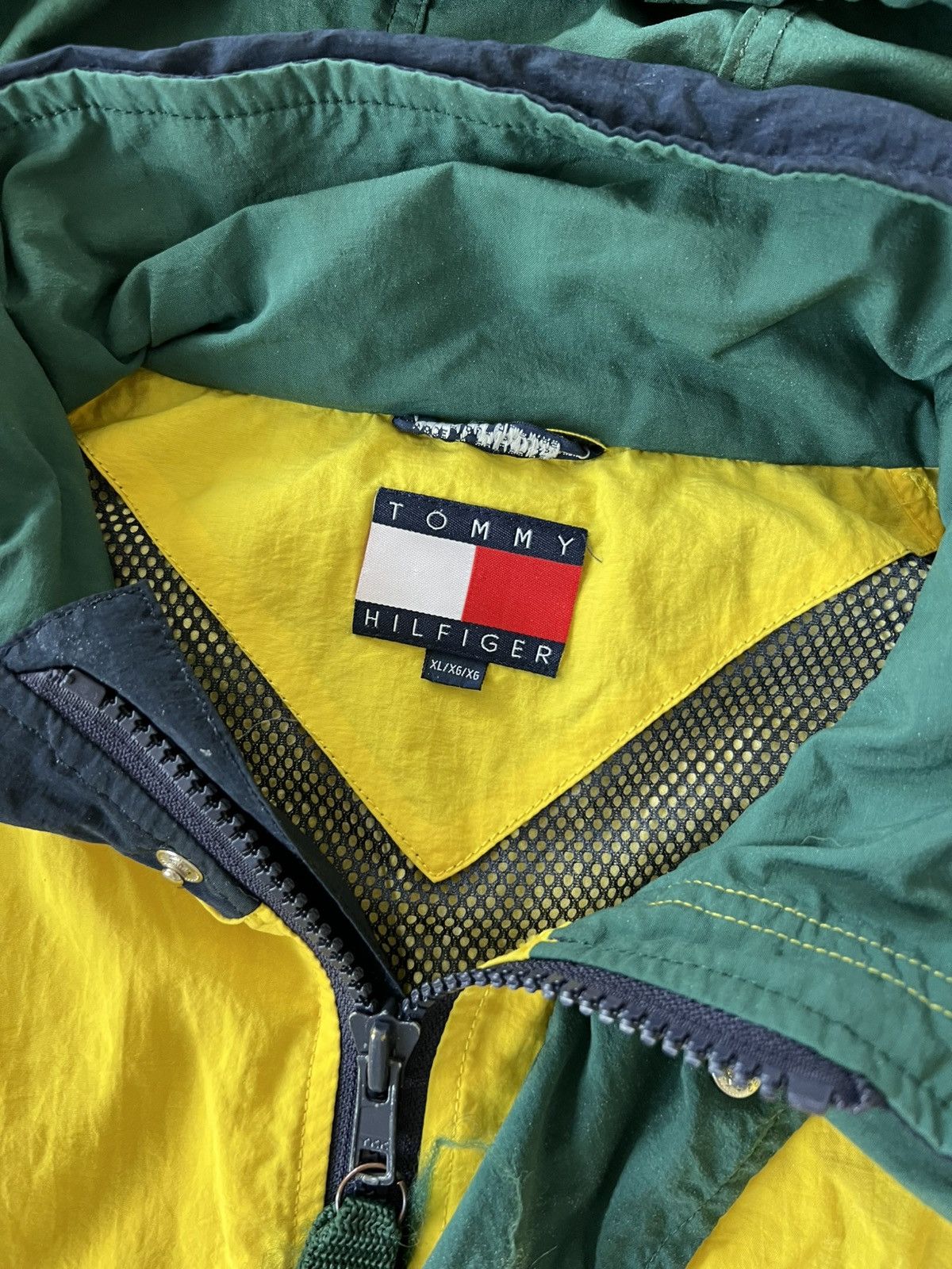 Tommy Hilfiger Vintage 90’s Tommy Hilfiger Zip Up Light Jacket Size US XL / EU 56 / 4 - 3 Thumbnail