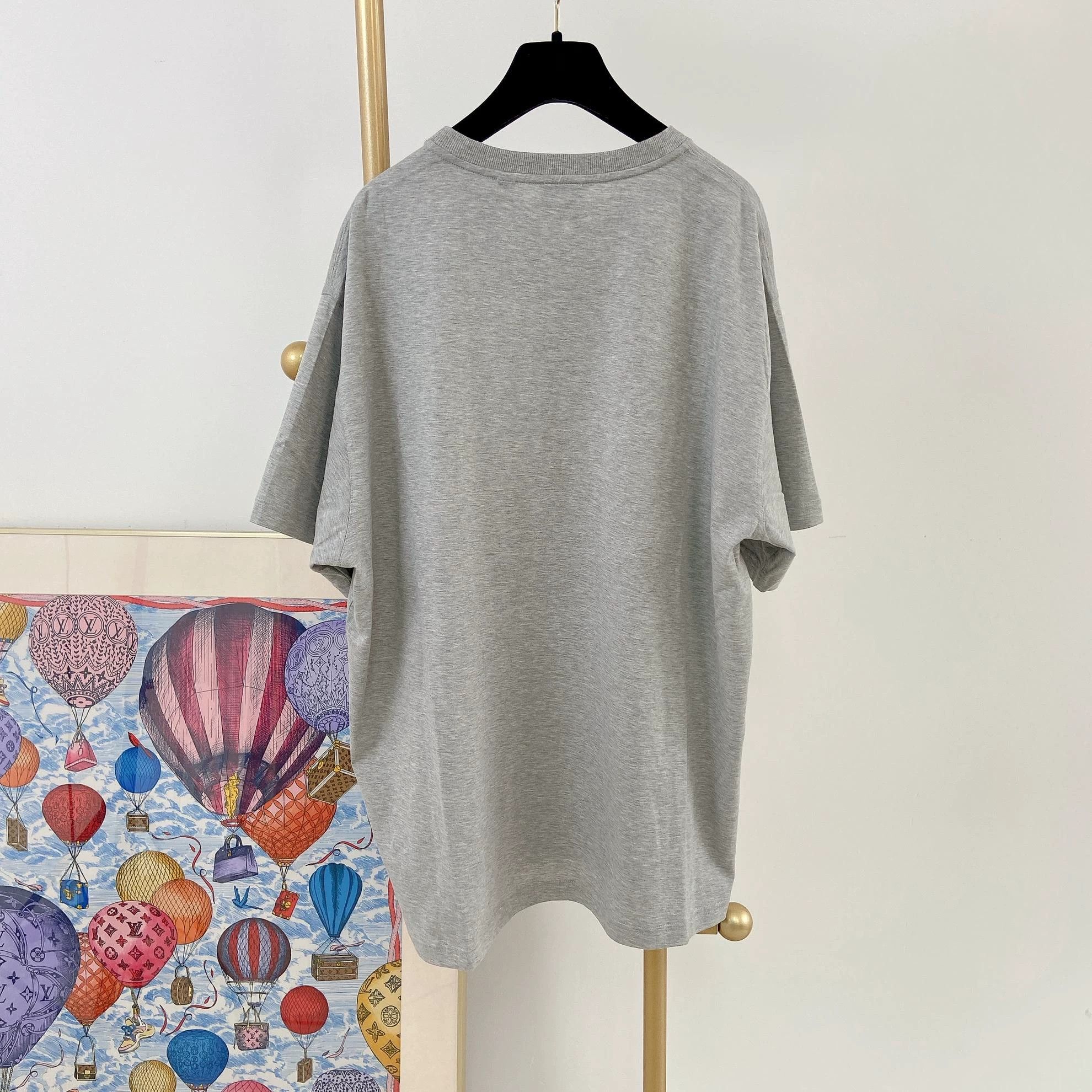 Burberry Burberry Gray Embroidered T-Shirt L with Tags 8062 Size US L / EU 52-54 / 3 - 3 Thumbnail