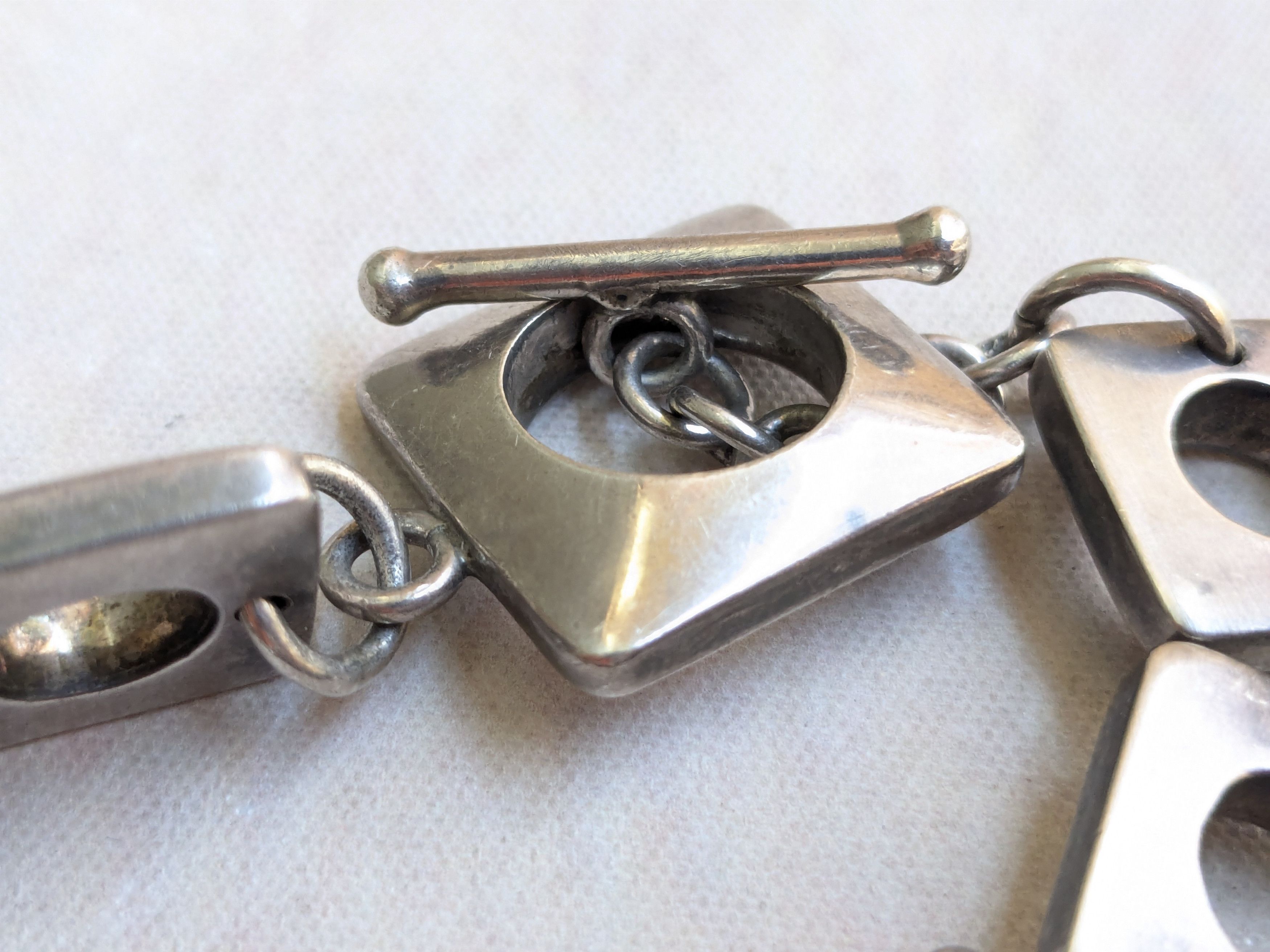 Vintage Vintage Sterling Silver Bracelet Cushion Square Round Size ONE SIZE - 18 Thumbnail