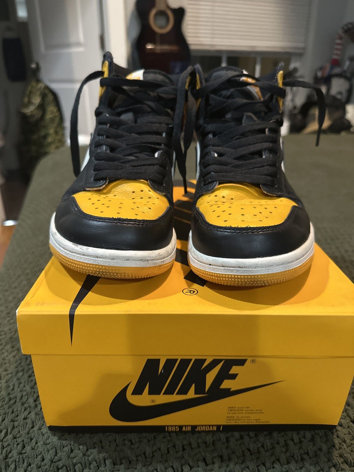 Nike Jordan 1 High Taxis Size US 9 / EU 42 - 6 Thumbnail