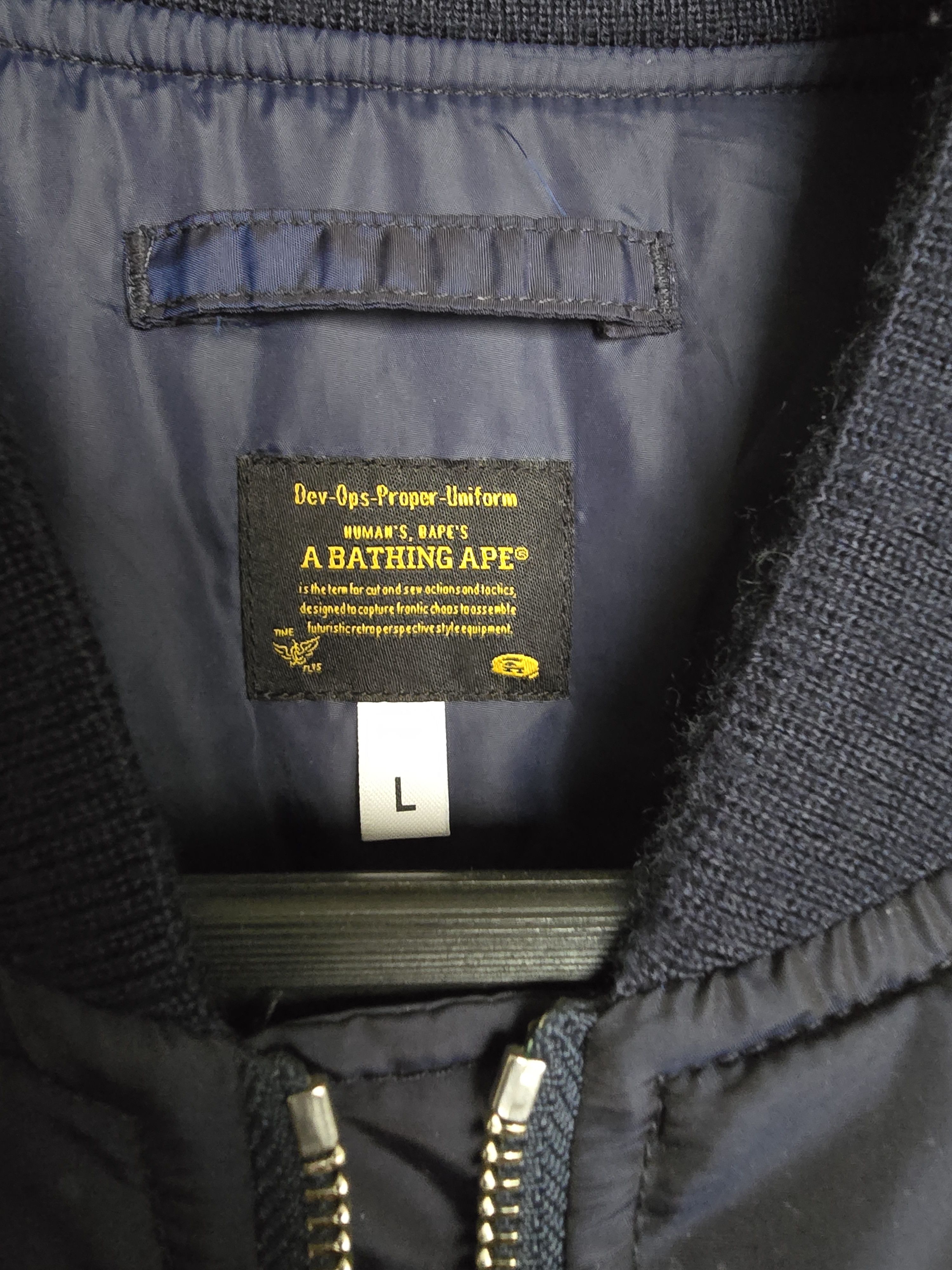 Bape A Bathing Ape Logo Bomber Jacket Navy Size US L / EU 52-54 / 3 - 4 Thumbnail
