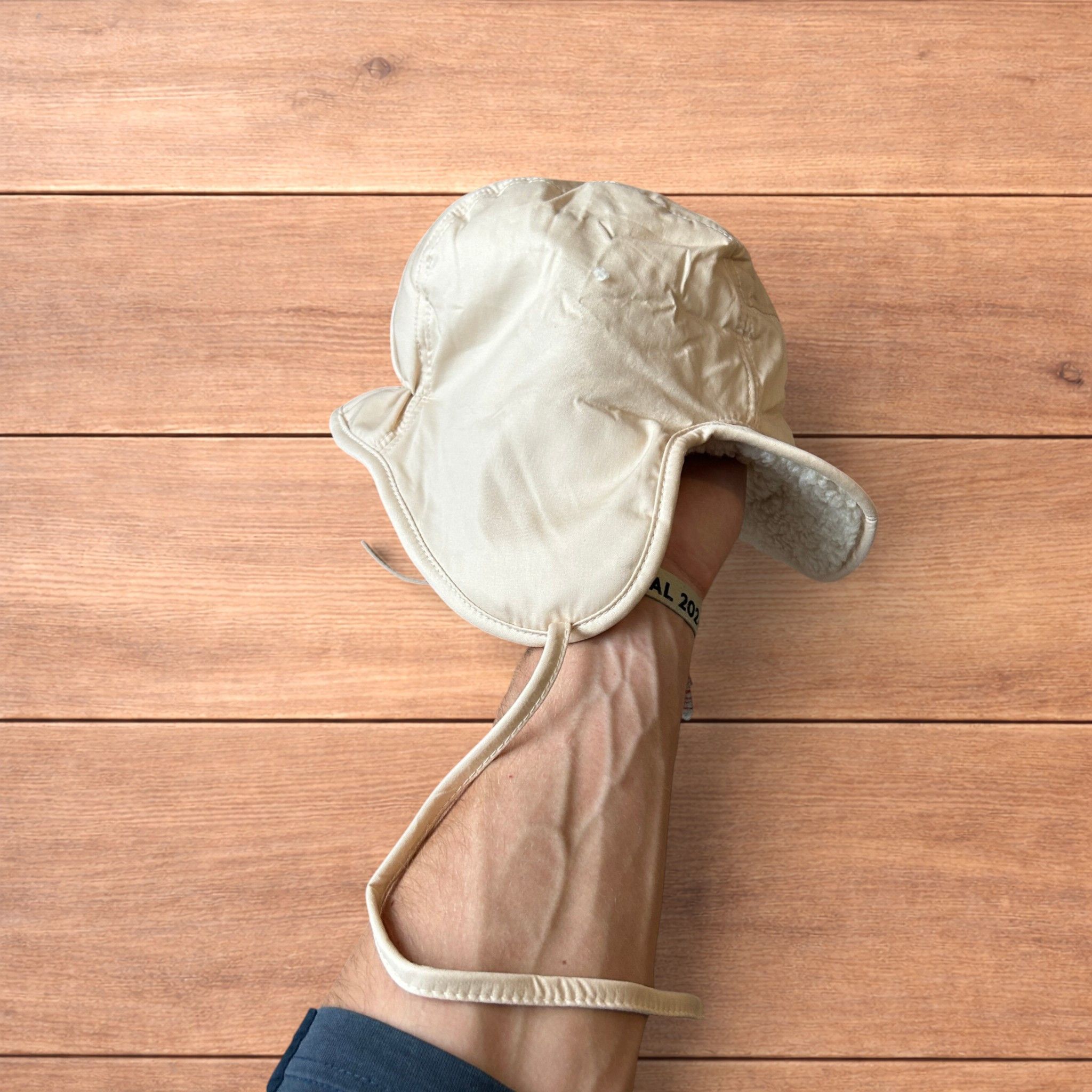 Japanese Brand Russian Trapper Korean padded fluffy hat cap in cream/beige. Size ONE SIZE - 9 Thumbnail