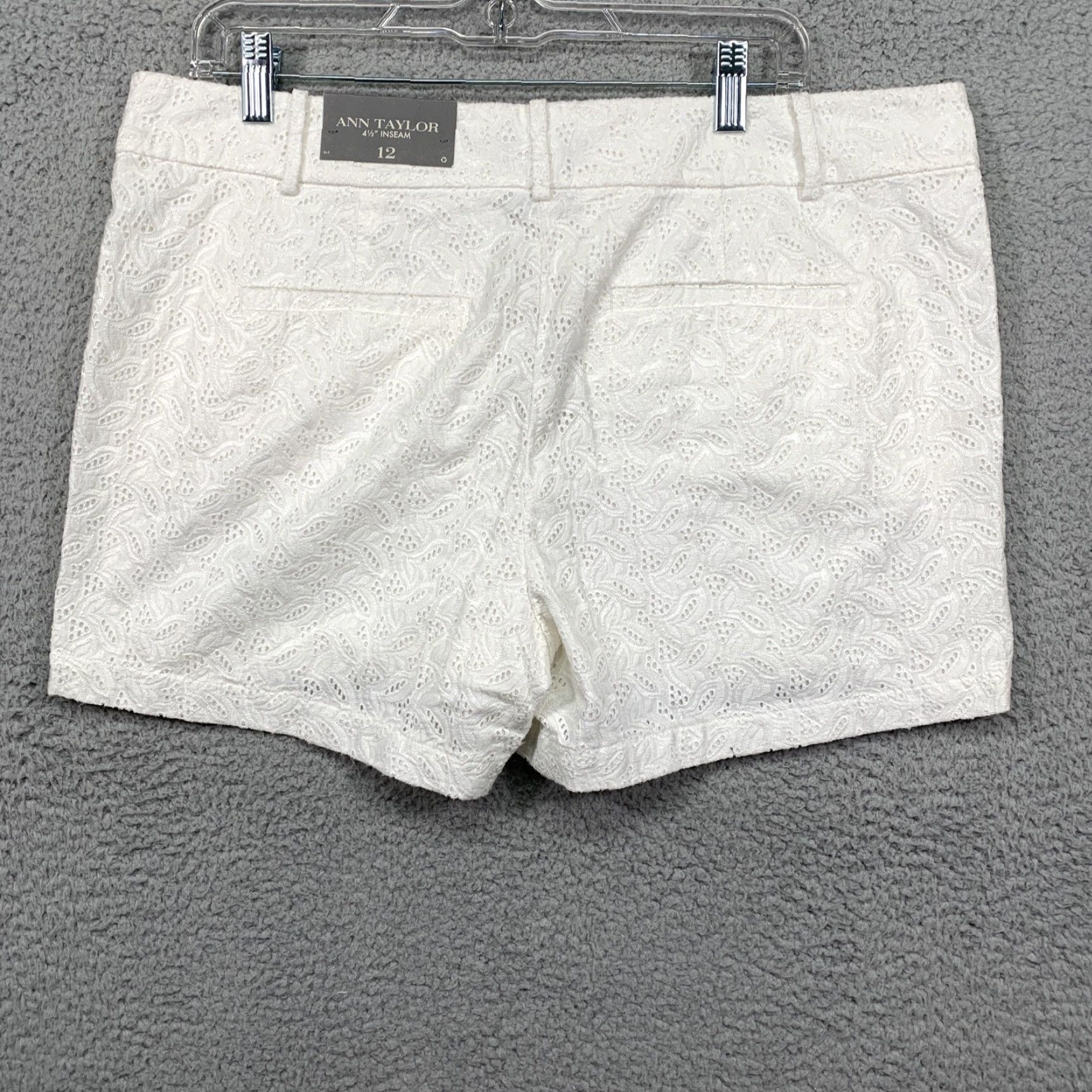 Ann Taylor Ann Taylor Womens Boyfriend Shorts Size 12 White 4 1/2" Inseam NEW Size 34" / US 12 / IT 48 - 4 Thumbnail
