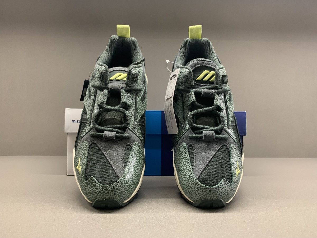 Mizuno Mizuno Wave Rider 1 S Frog Size US 9 / EU 42 - 4 Thumbnail