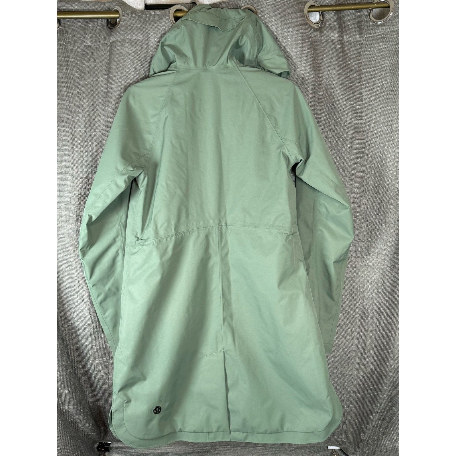 Lululemon Lululemon Women’s Definitely Raining Jacket Desert Olive Size M / US 6-8 / IT 42-44 - 3 Thumbnail
