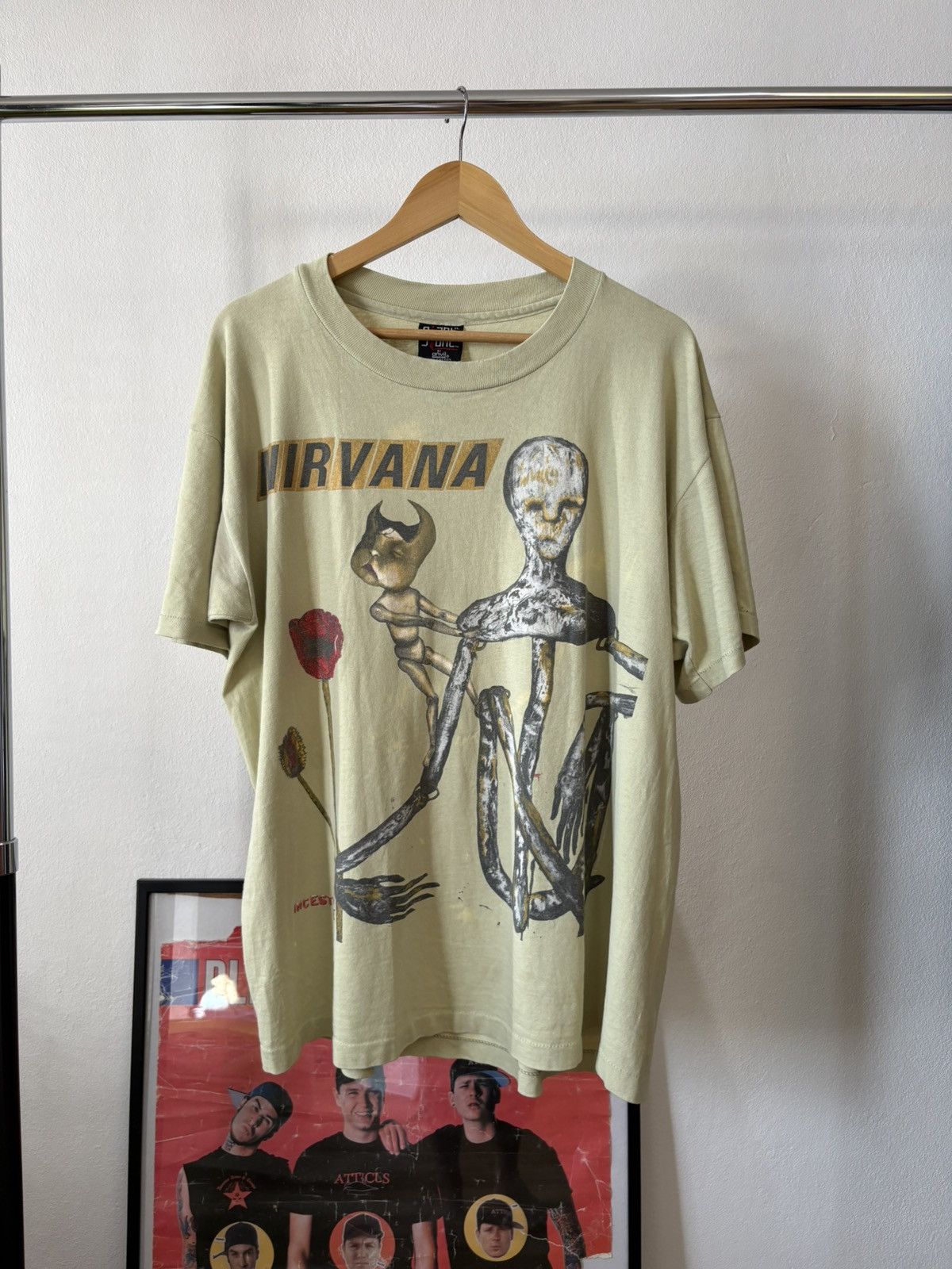 Band Tees 1994’s Nirvana Incesticide Size US XL / EU 56 / 4 - 1 Thumbnail