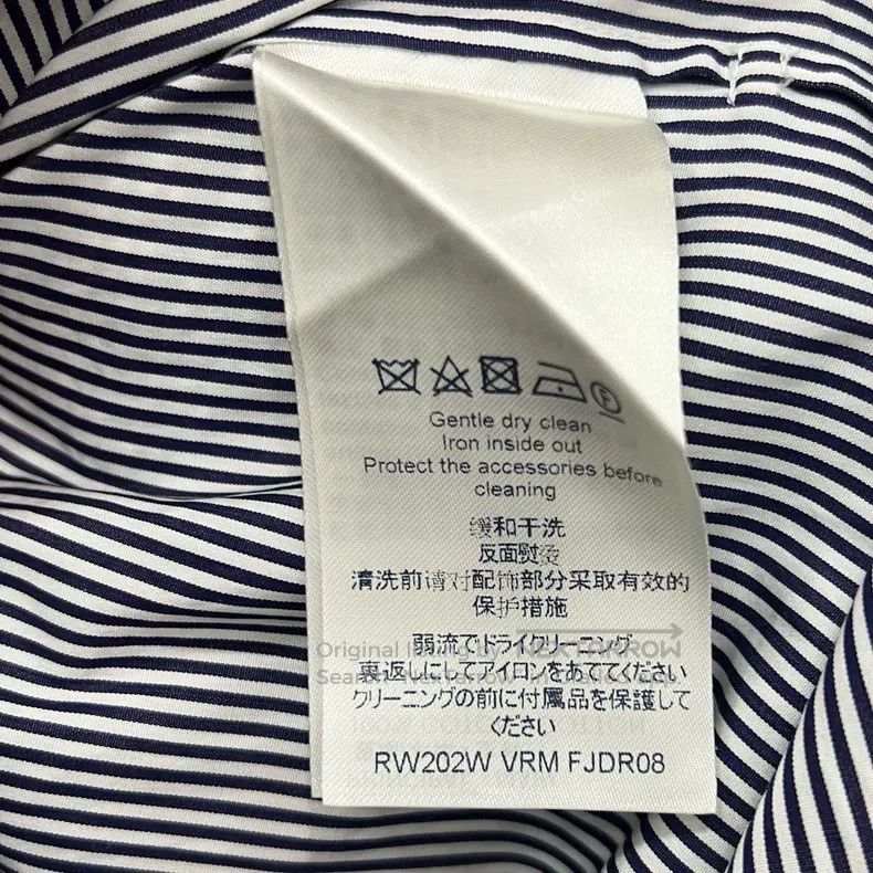 Louis Vuitton Louis Vuitton Neckline printed logo striped shirt Size US XXS / EU 40 - 3 Thumbnail