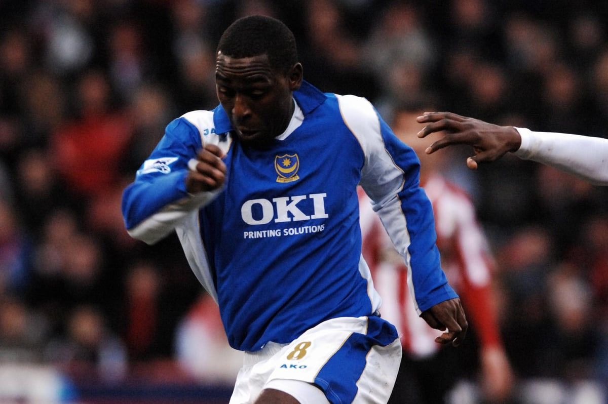 Vintage PORTSMOUTH JAKO 2006/2007 FOOTBALL HOME JERSEY #8 COLE Size US L / EU 52-54 / 3 - 18 Thumbnail