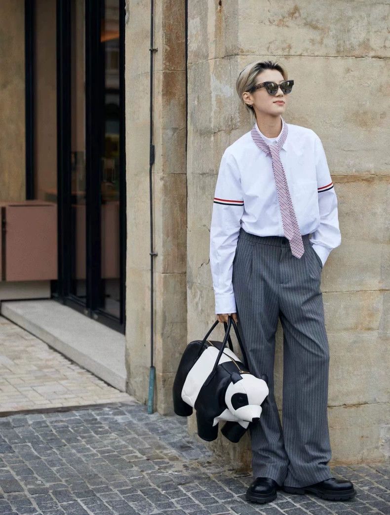 Thom Browne Thom Browne Classic double-sleeved shirt 2503-Nextarrow Size US XS / EU 42 / 0 - 9 Thumbnail