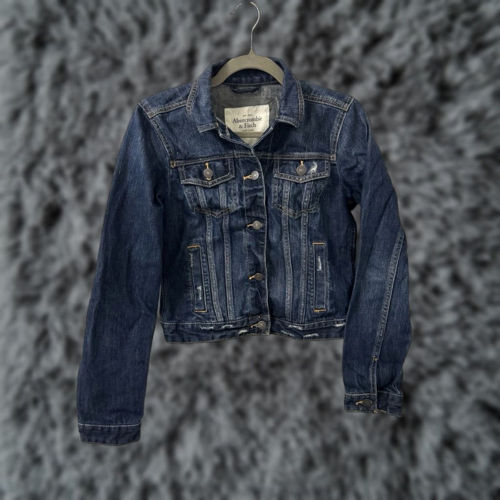 Abercrombie & Fitch Abercrombie & Fitch Denim Jacket Womens M Dark Wash Trucker Distressed Button Front Collared Classic Vintage No Size M / US 6-8 / IT 42-44 - 1 Thumbnail