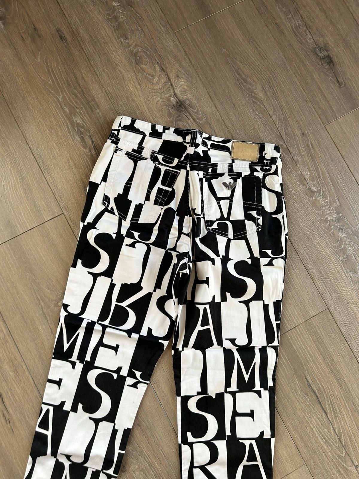 Armani Collezioni Vintage Armani Jeans monogram pats S 26 27 Size 26" / US 2 / IT 38 - 12 Thumbnail