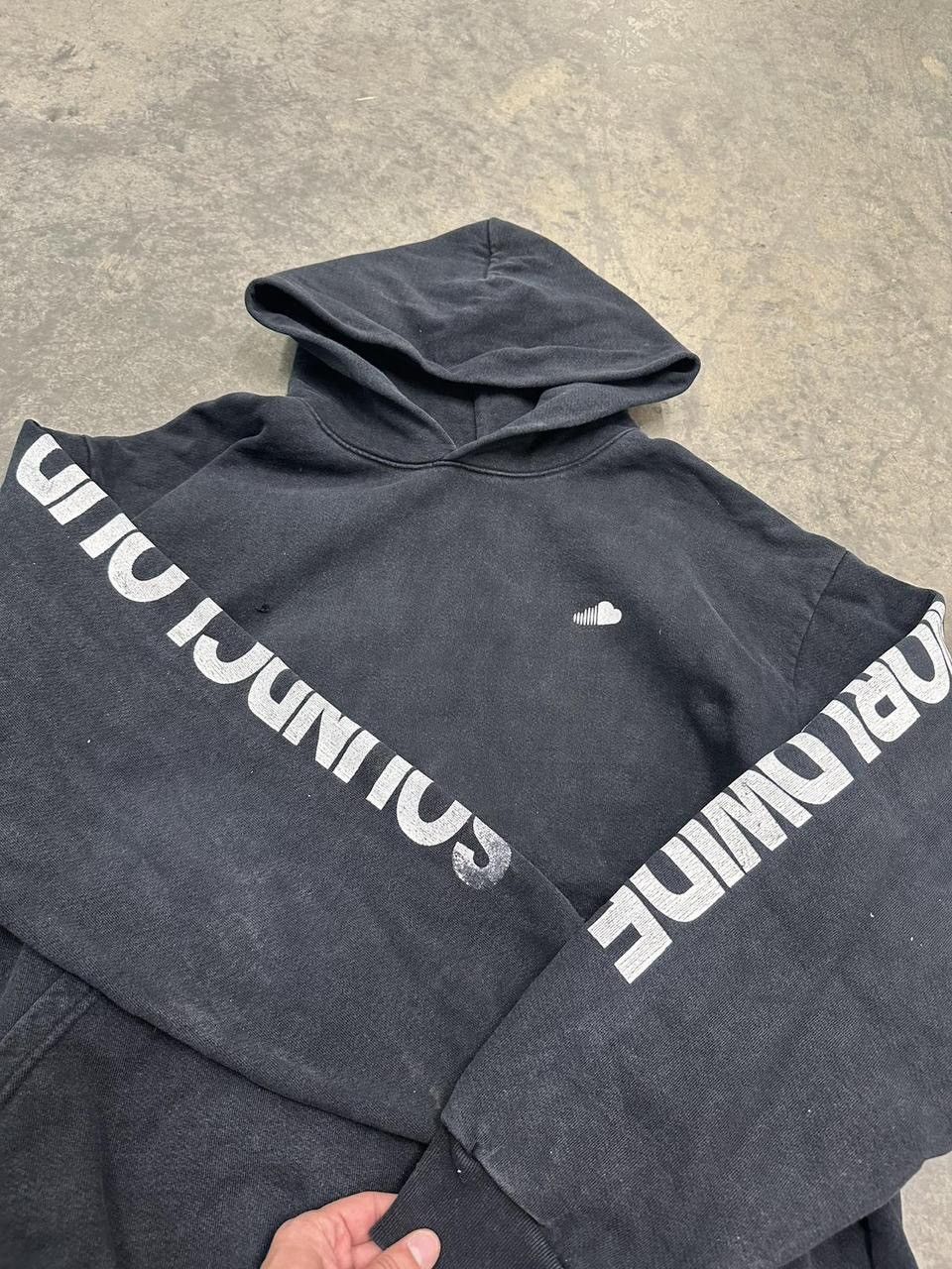 Band Tees 2021 Soundcloud Friends & Family Hoodie Size XL Size US XL / EU 56 / 4 - 3 Thumbnail