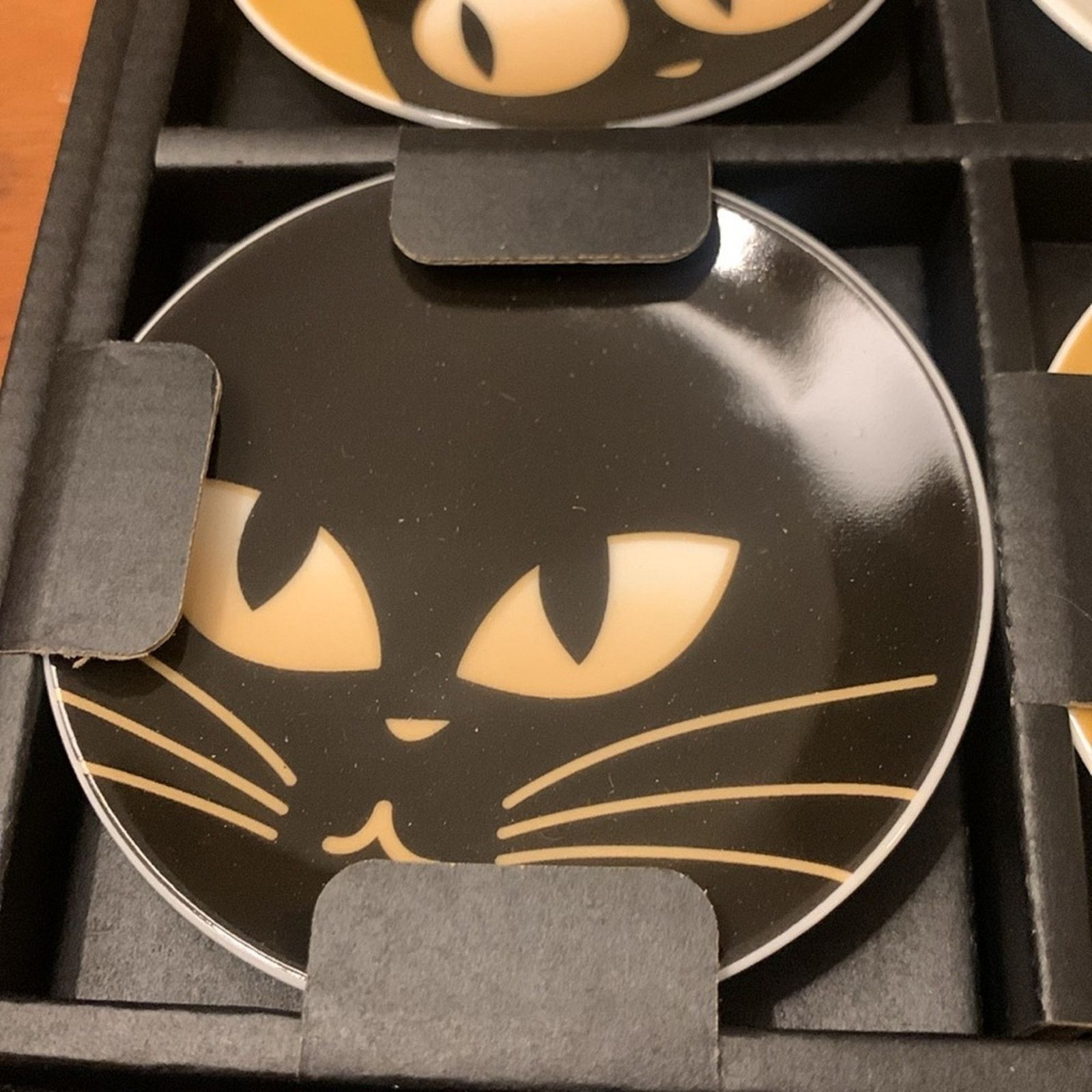 Vintage BNIB MIYA JAPAN SET/4 3.5” CAT EYES PLATES PORCELAIN CERAMIC Size ONE SIZE - 2 Thumbnail