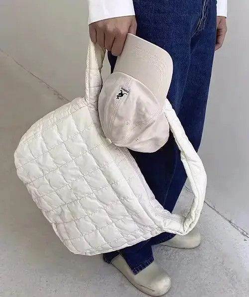 Japanese Brand Fashion y2k quilted shoulder messenger bag vintage Size ONE SIZE - 4 Thumbnail