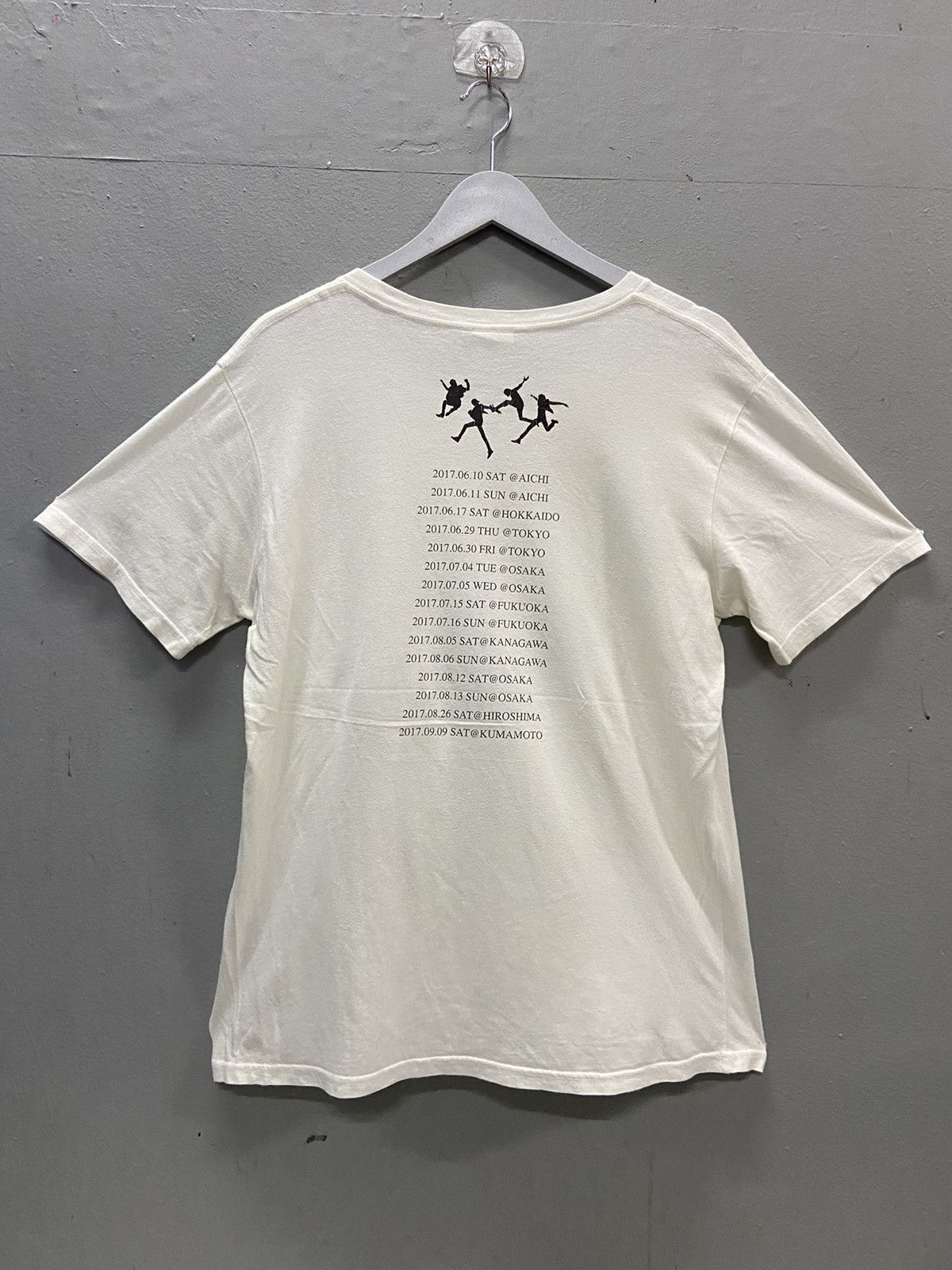 Japanese Brand MR.CHILDREN DONE & STADIUM TOUR 2017 TEE SHIRT Size US M / EU 48-50 / 2 - 4 Thumbnail
