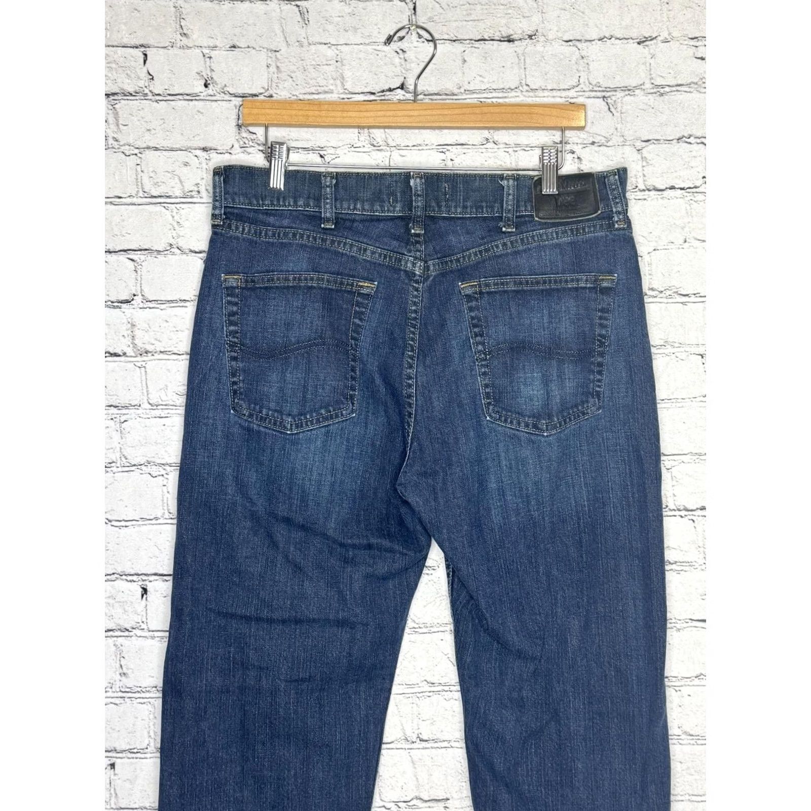 Lee Lee Premium Select Regular Fit Straight Leg Jeans Womens 32x28 Blue Denim Button Closure Pants Casual Everyday Mens? Women? Size 24" / US 00 / IT 34 - 6 Thumbnail