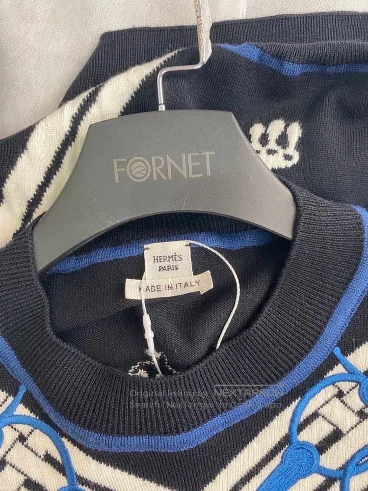Hermes Hermes Toy lock ring embroidered black long-sleeved pullov Size XS / US 0-2 / IT 36-38 - 4 Thumbnail