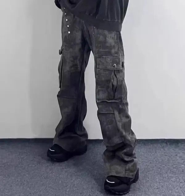 VIBE Vintage studded pleated pocket cargo denim trousers Size US 32 / EU 48 - 4 Thumbnail