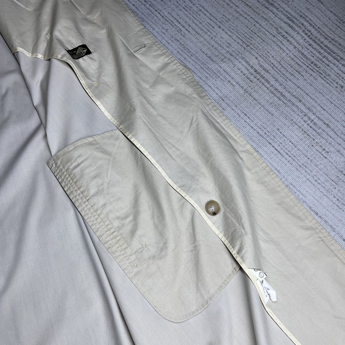Yves Saint Laurent A5 Vintage Yves Saints Laurent trench coat Size US S / EU 44-46 / 1 - 16 Thumbnail