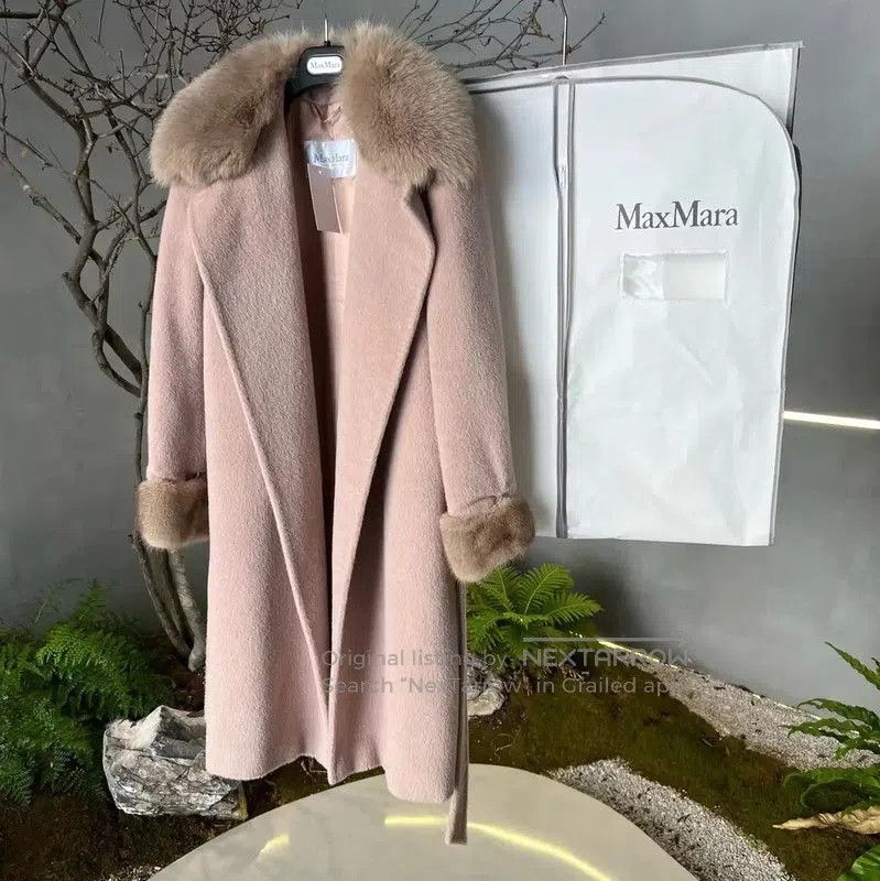 Max Mara MaxMara Pink Wool Ladies Coat . Size S / US 4 / IT 40 - 1 Thumbnail